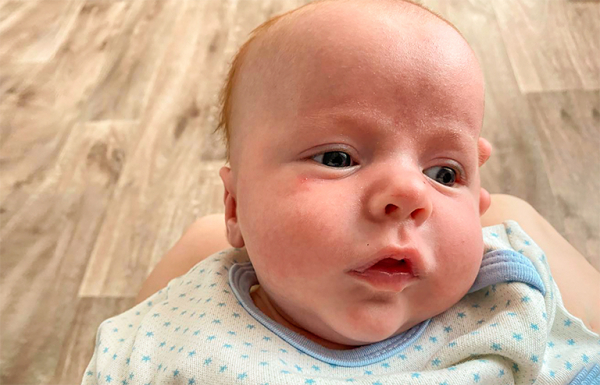 Жизни младенца угрожает смертельная болезнь. Срочно нужна помощь! Жизни младенца угрожает смертельная болезнь. Срочно нужна помощь!