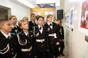 В Музее Победы представили художественную выставку из Белграда КУЛЬТУРА