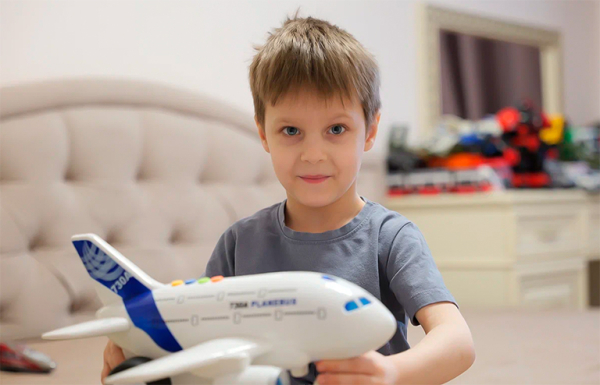 Маленькому Мураду срочно нужна трансплантация костного мозга