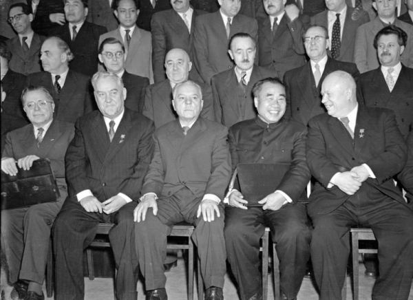 Сергей Черняховский: Доклад Хрущева на&nbsp;ХХ съезде&nbsp;&mdash; своего рода большая историческая фальсификация