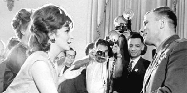 Медики назвали три слова, которые могут лишить мужчину эрекции