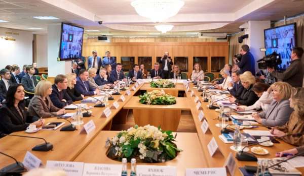 Нина Останина, КПРФ: &laquo;Какая у нас власть&nbsp;&mdash; такая демография&raquo;