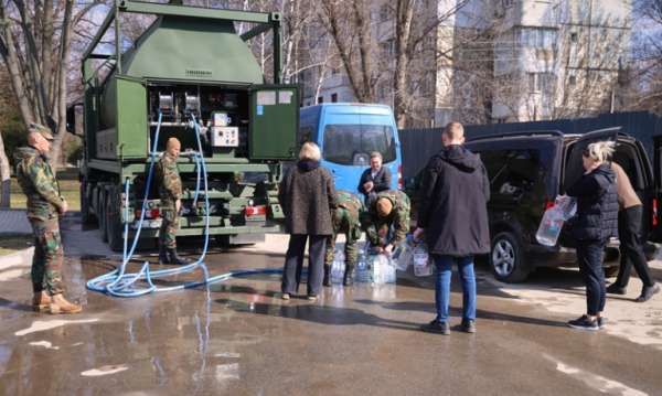 Приднестровье попало в клещи: Молдавия отравляет воду с севера, Украина готовит вторжение с юга